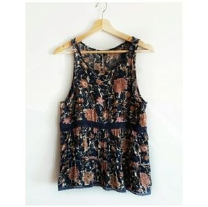 ▪︎American Eagle▪︎Tank Top With Floral Pattern
